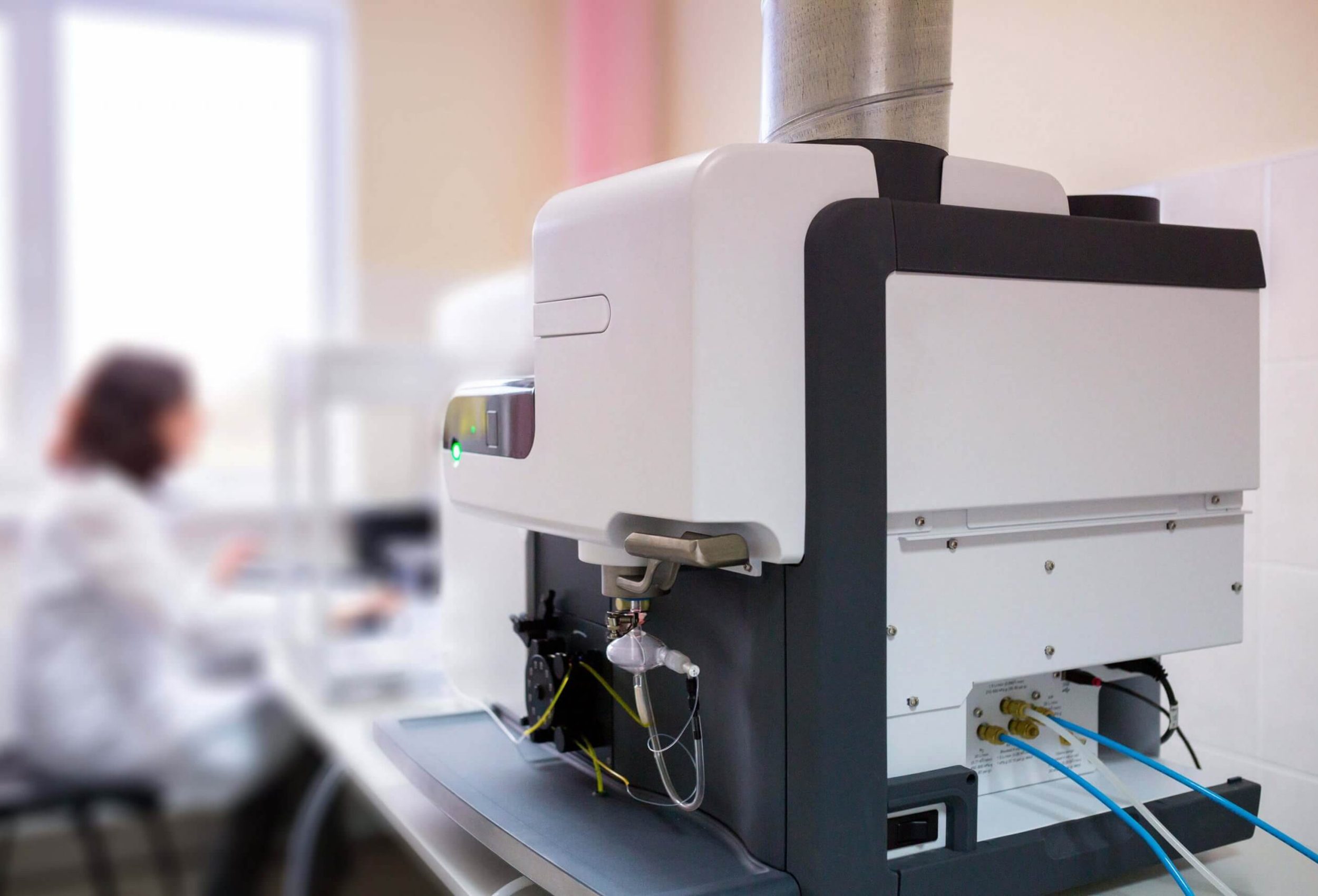 Lab-Automation-Machines-Pt1-Atomic-Spectroscopy-scaled